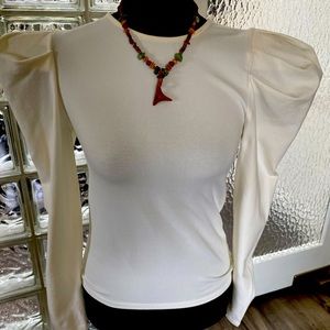 Long sleeve off-white top